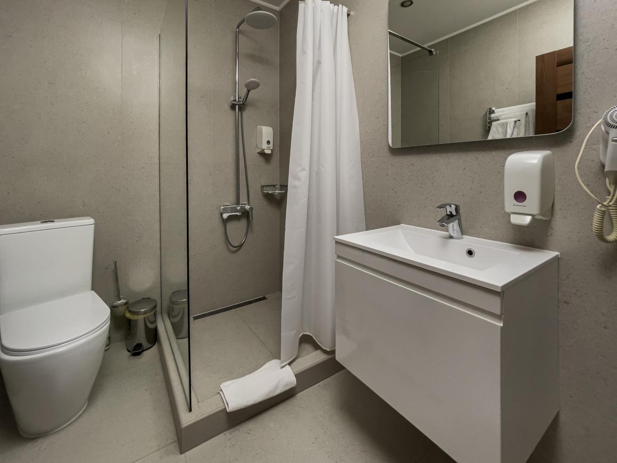 Vip Hotel Izmail Ngoại thất bức ảnh