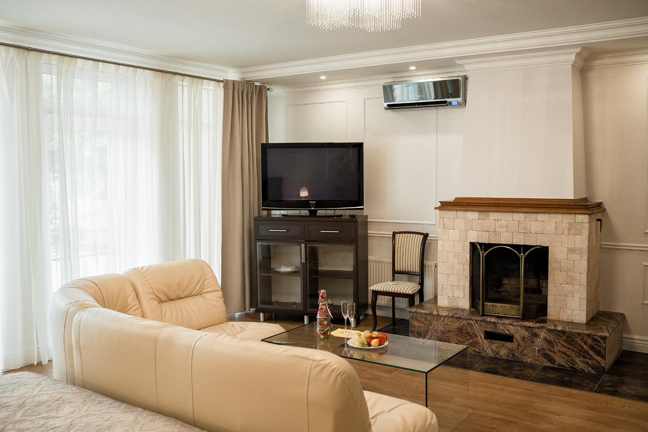 Vip Hotel Izmail Ngoại thất bức ảnh
